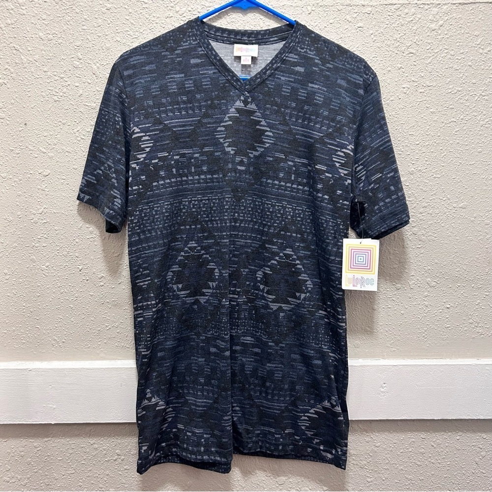 NWT LuLaRoe Devin Blue Aztec Top